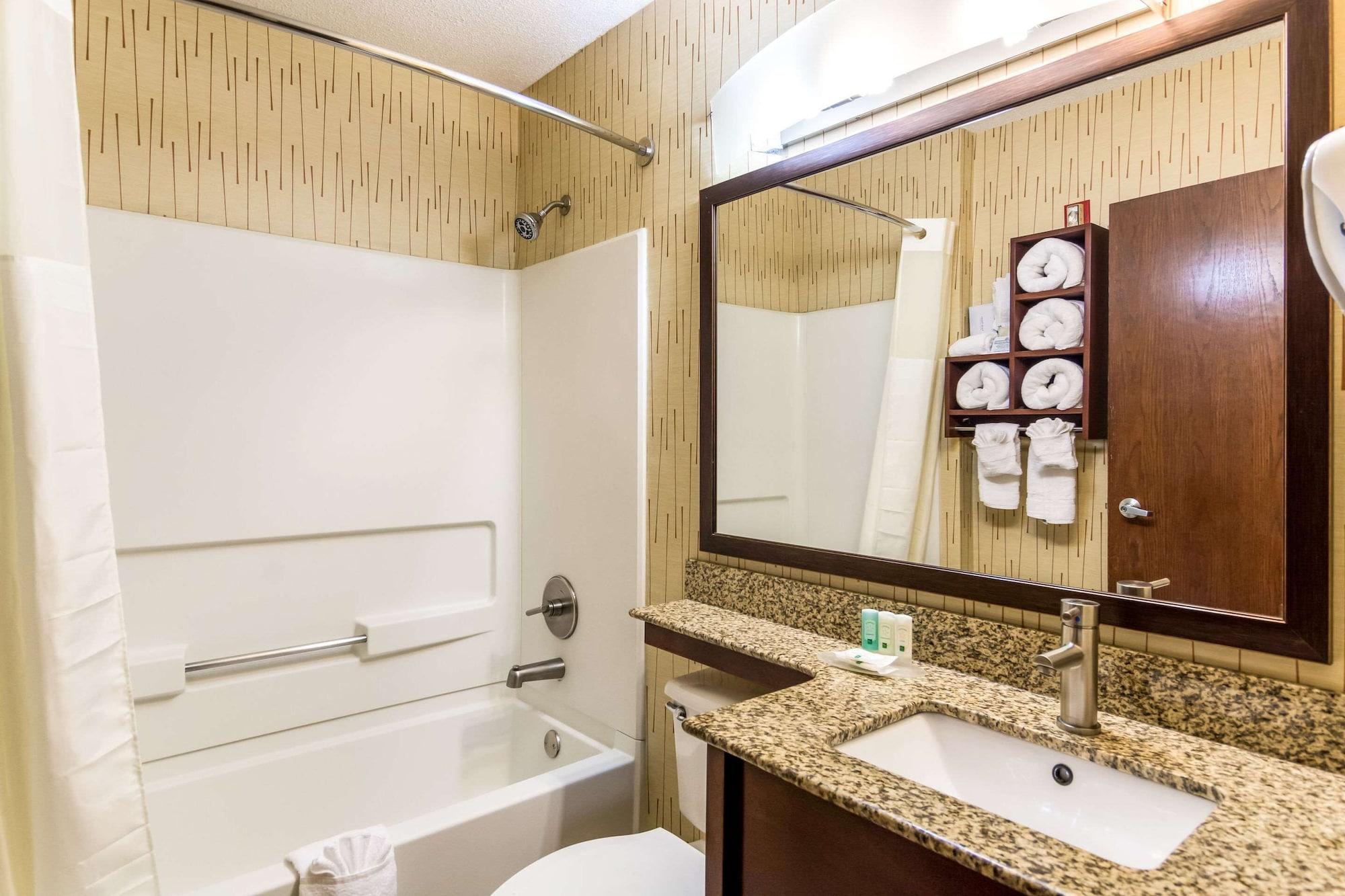 Quality Inn Chester - South Richmond Esterno foto