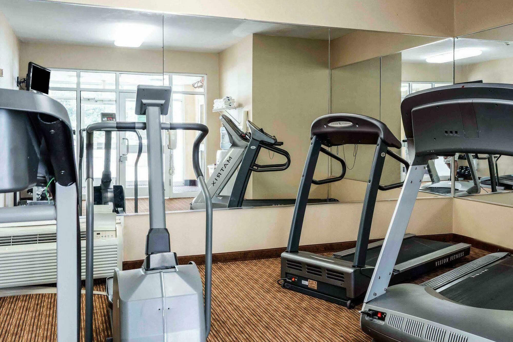 Quality Inn Chester - South Richmond Esterno foto
