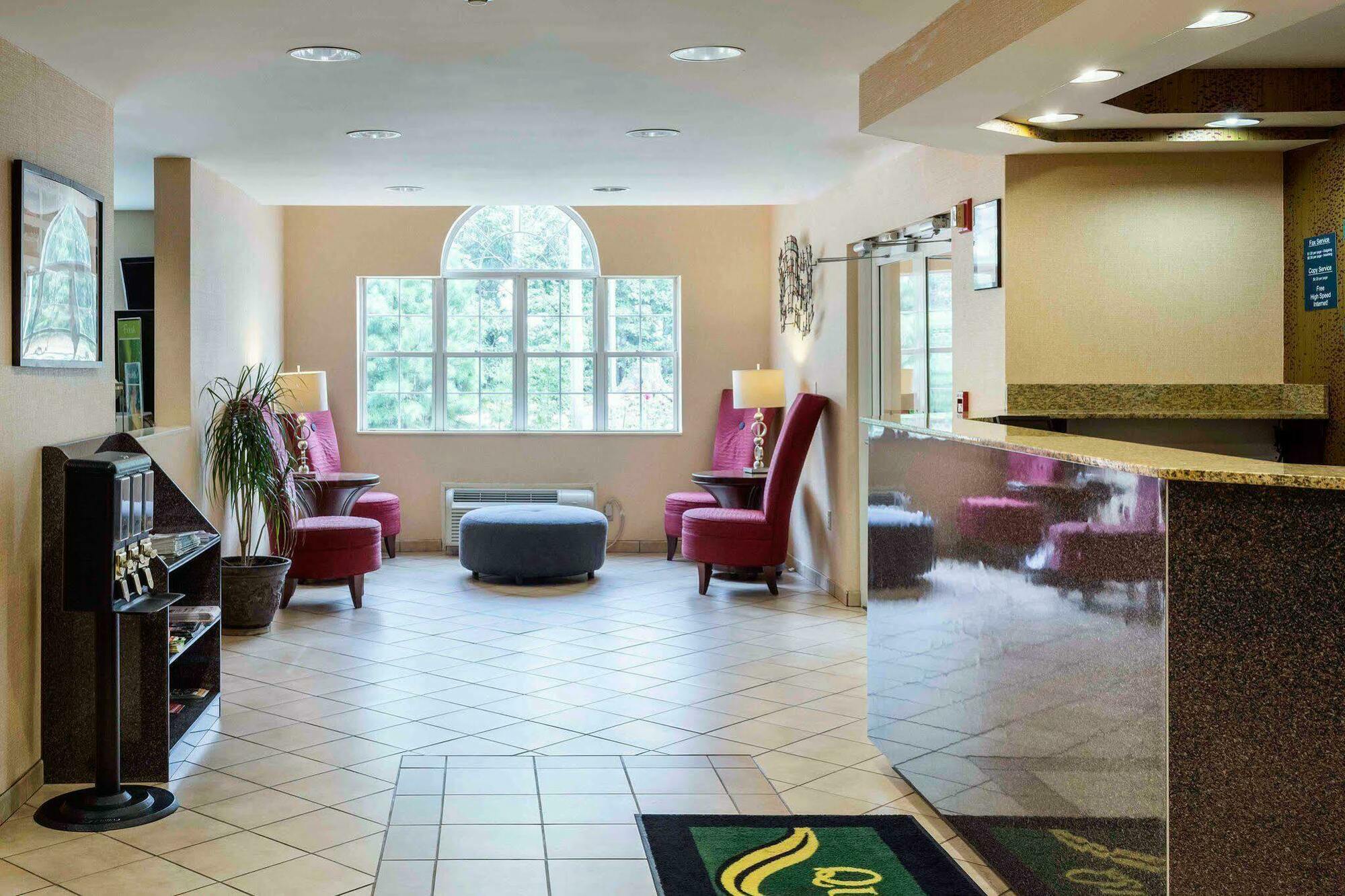 Quality Inn Chester - South Richmond Esterno foto